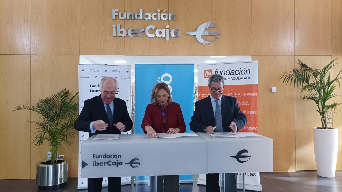 Momento de la firma del acuerdo.