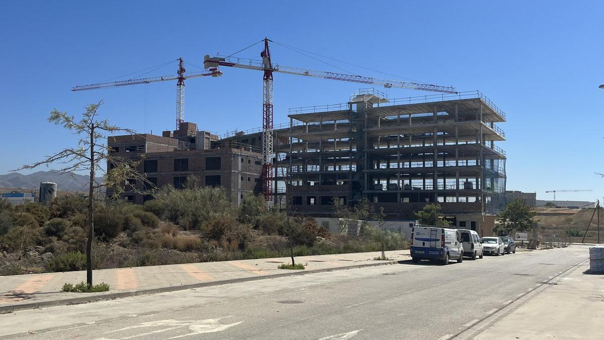 Las obras de VPO del sector Universidad, junto a Los Asperones, cuando fueron iniciadas.