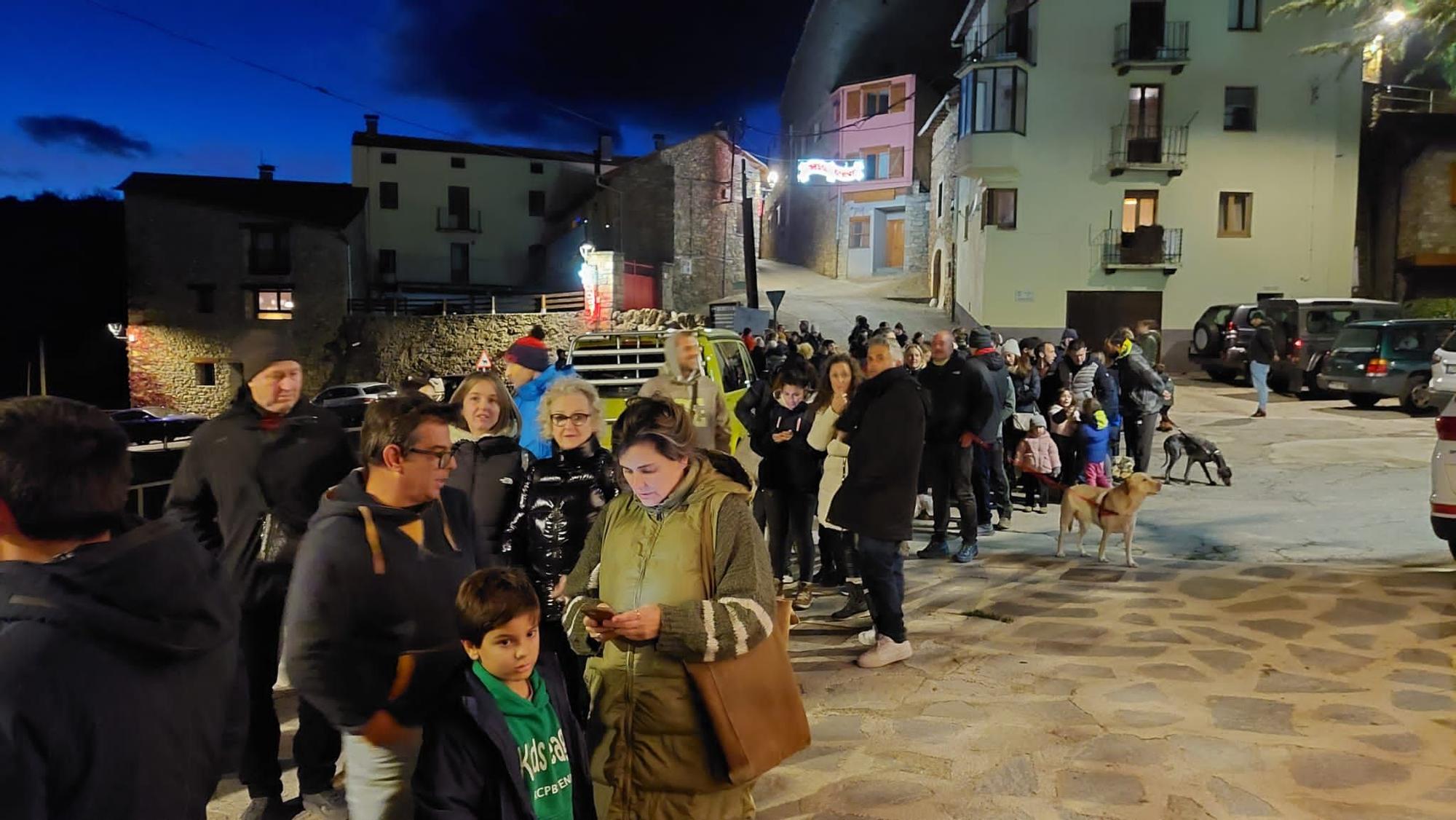 Cues als comerços de la Cerdanya pel pont de la Puríssima