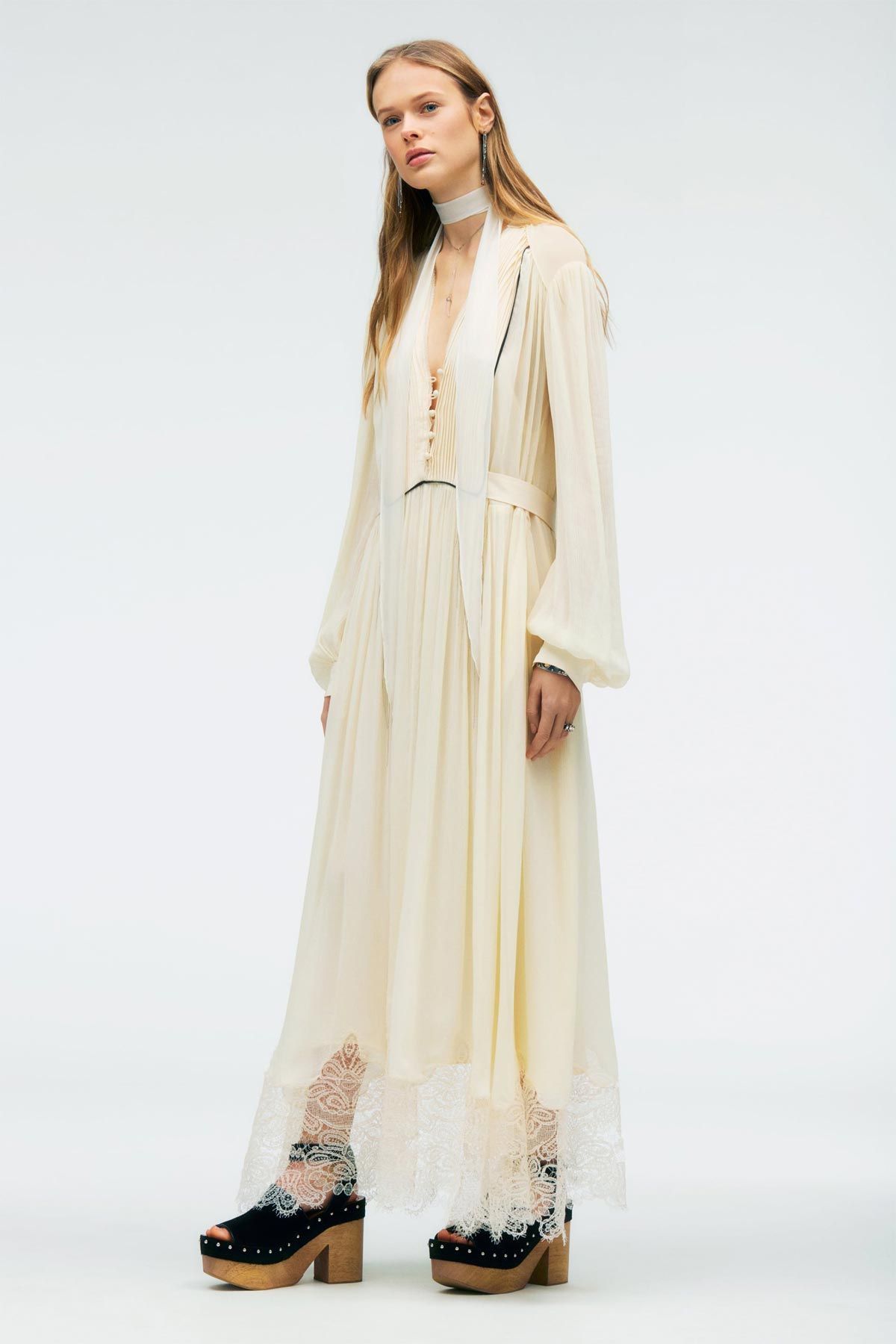 Novedad vestidos Zara | 15 vestidos para la primavera 2023