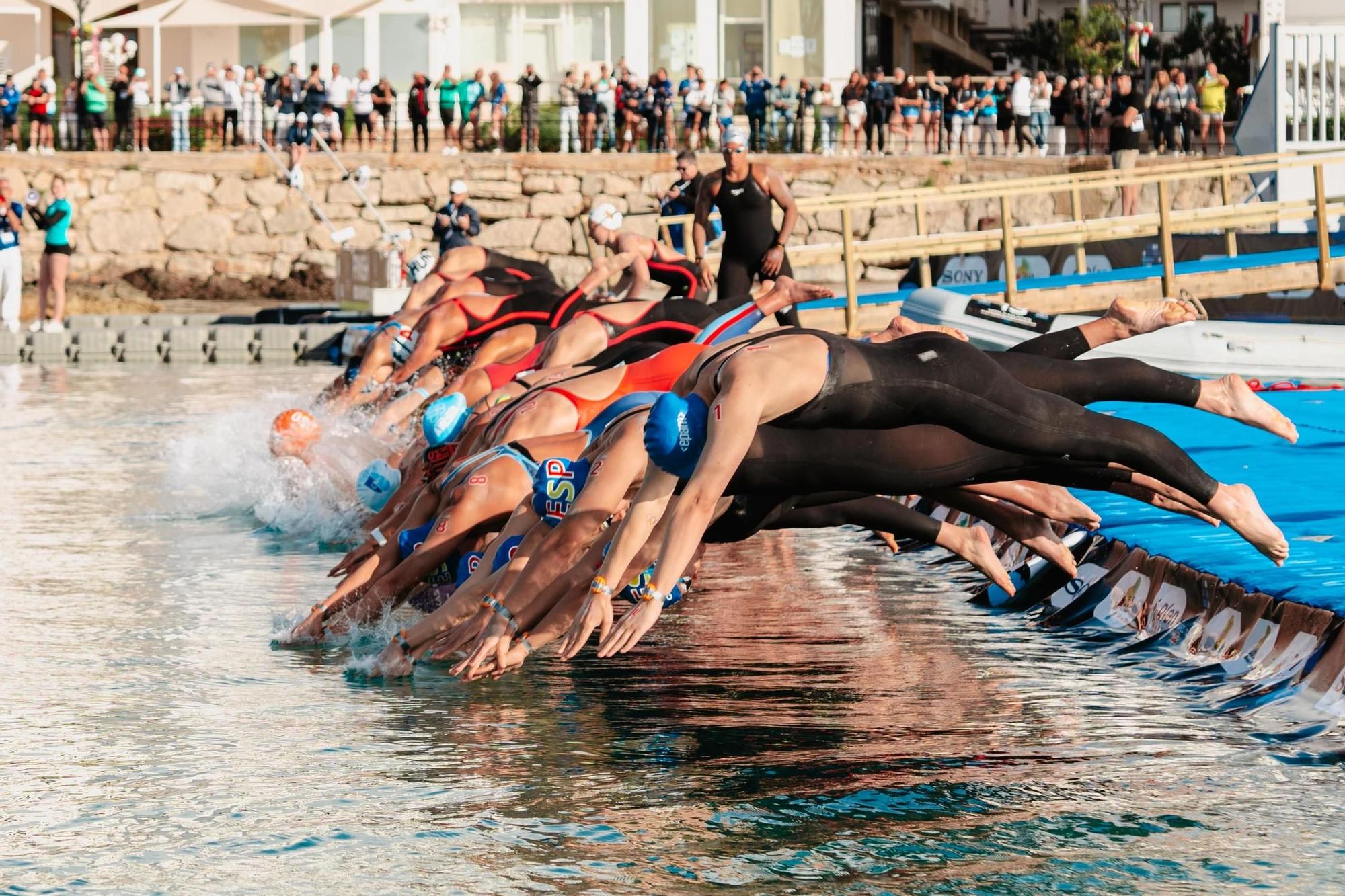 La salida del Campeonato de España Open de natación en aguas abiertas