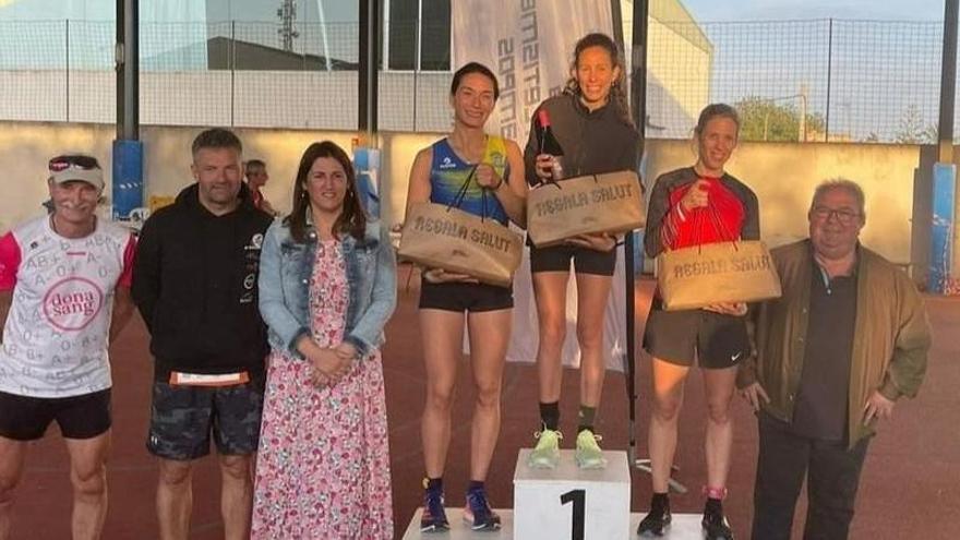 Atletismo. Podio femenino de la Semi-Marató Fira de Campos