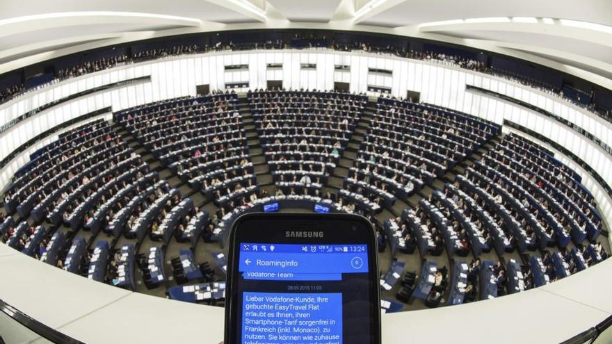 Un SMS con información de &quot;roaming&quot; en el Parlamento Europeo.