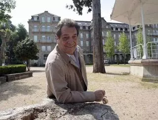 Mondariz Balneario dedica una escultura de bronce al actor Sancho Gracia