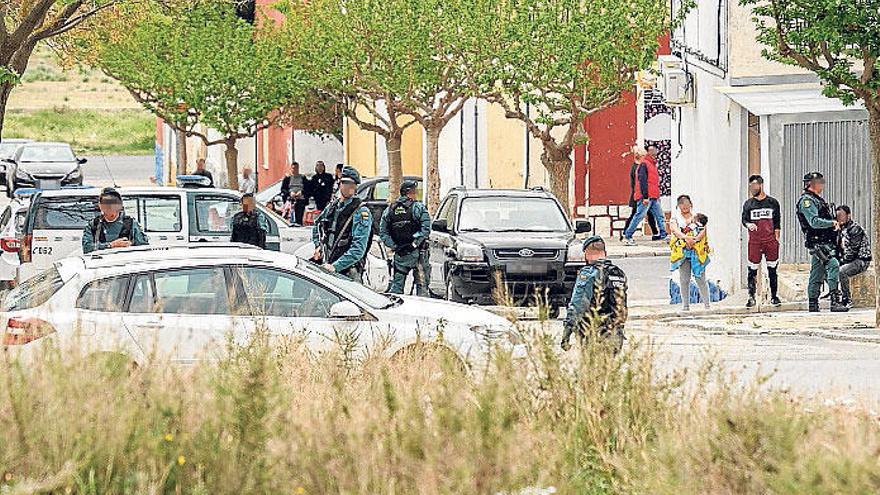 La operación policial realizada el miércoles en Villena.