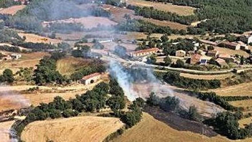 Vista aèria de la zona afectada pel foc