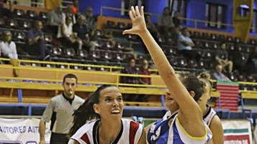 Marta Montoliú, en el partido contra Bembibre de la Copa Castilla y León.