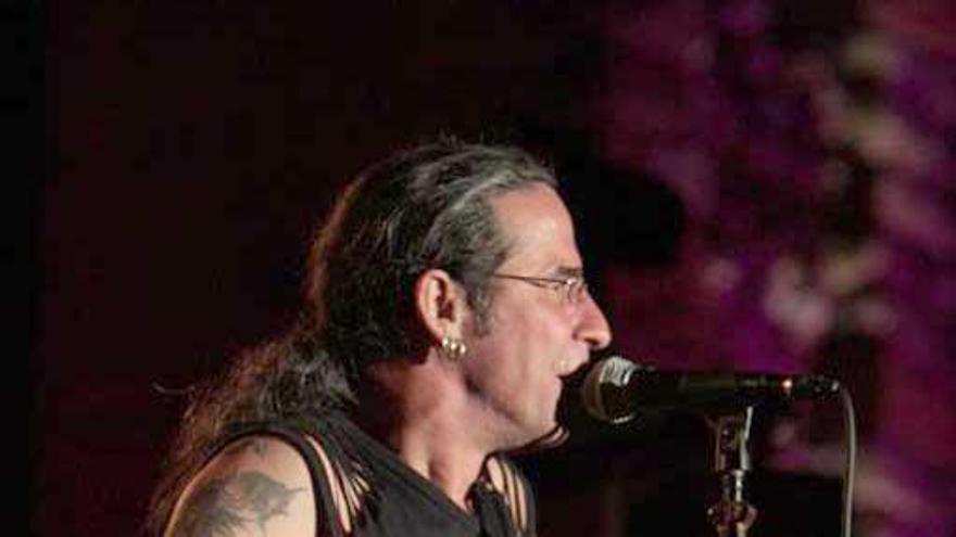 Carlos Masegosa, vocalista de Bucéfalo: «Hemos sido un escaparate para muchas generaciones»
