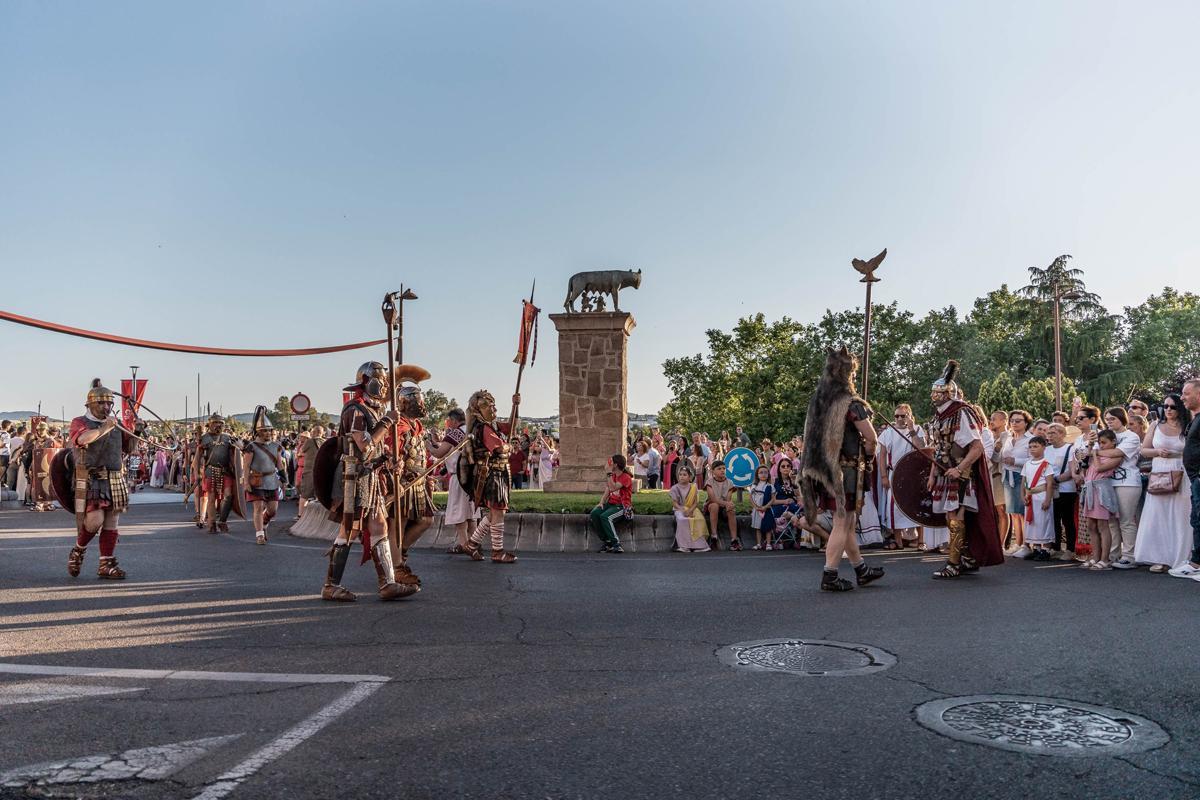 Fotogalería | Las imágenes de cómo tomaron Mérida las legiones romanas