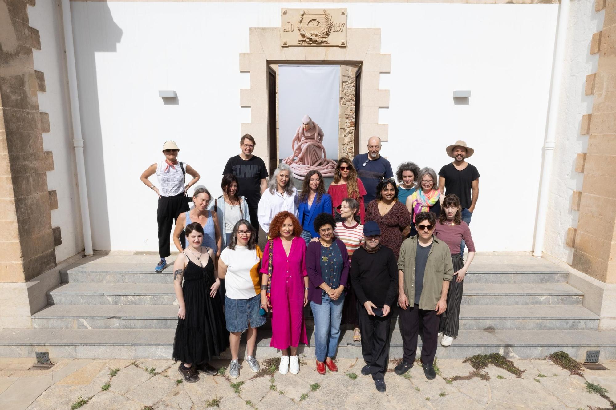 Exposición en Faro de ses Coves Blanques