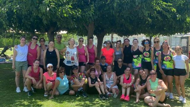 30 personas participaron en la sesión de zumba.