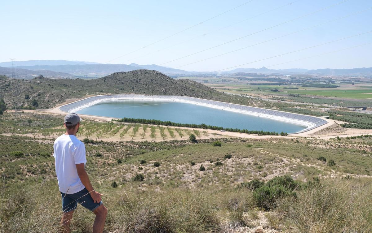 Embalse de regulación del postrasvase Júcar-Vinalopó en Alicante