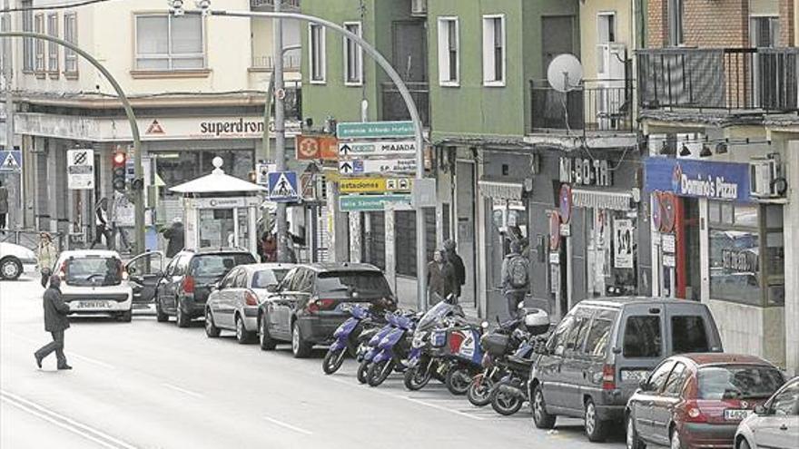 Nevado crispa a los sindicatos tras decidir los festivos del comercio