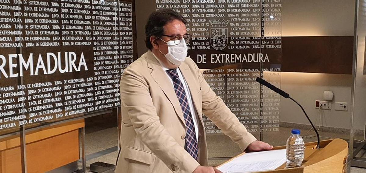 Los contagios vuelven a niveles de marzo y Extremadura declara la segunda oleada