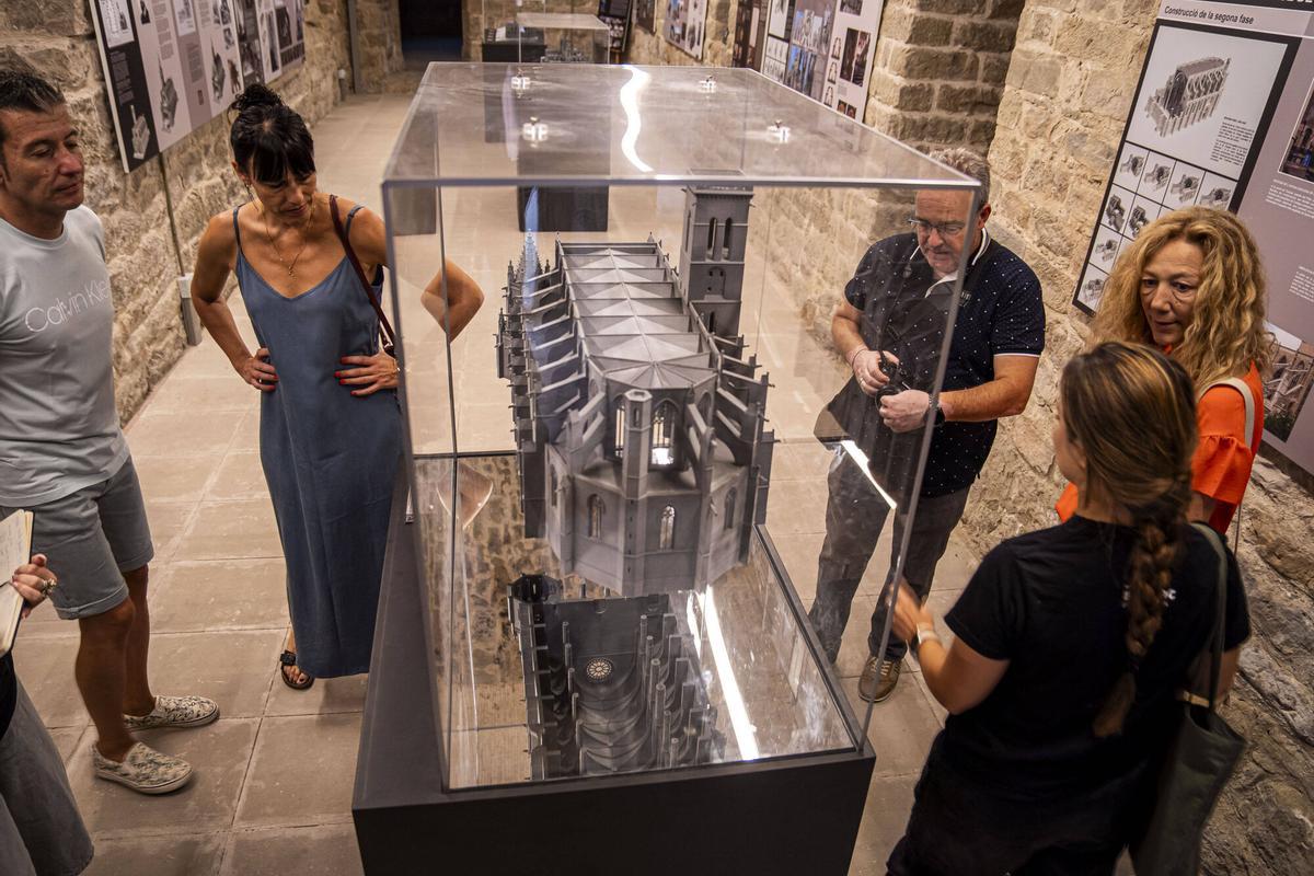 La Seu de Manresa, parada turística aquest agost