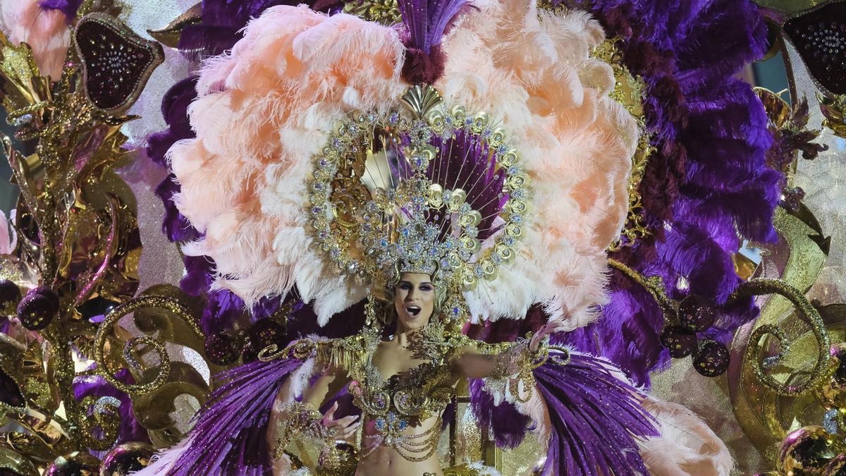 La coronación de Katia Gutiérrez Thime como Reina del Carnaval de Las Palmas de Gran Canaria 2024