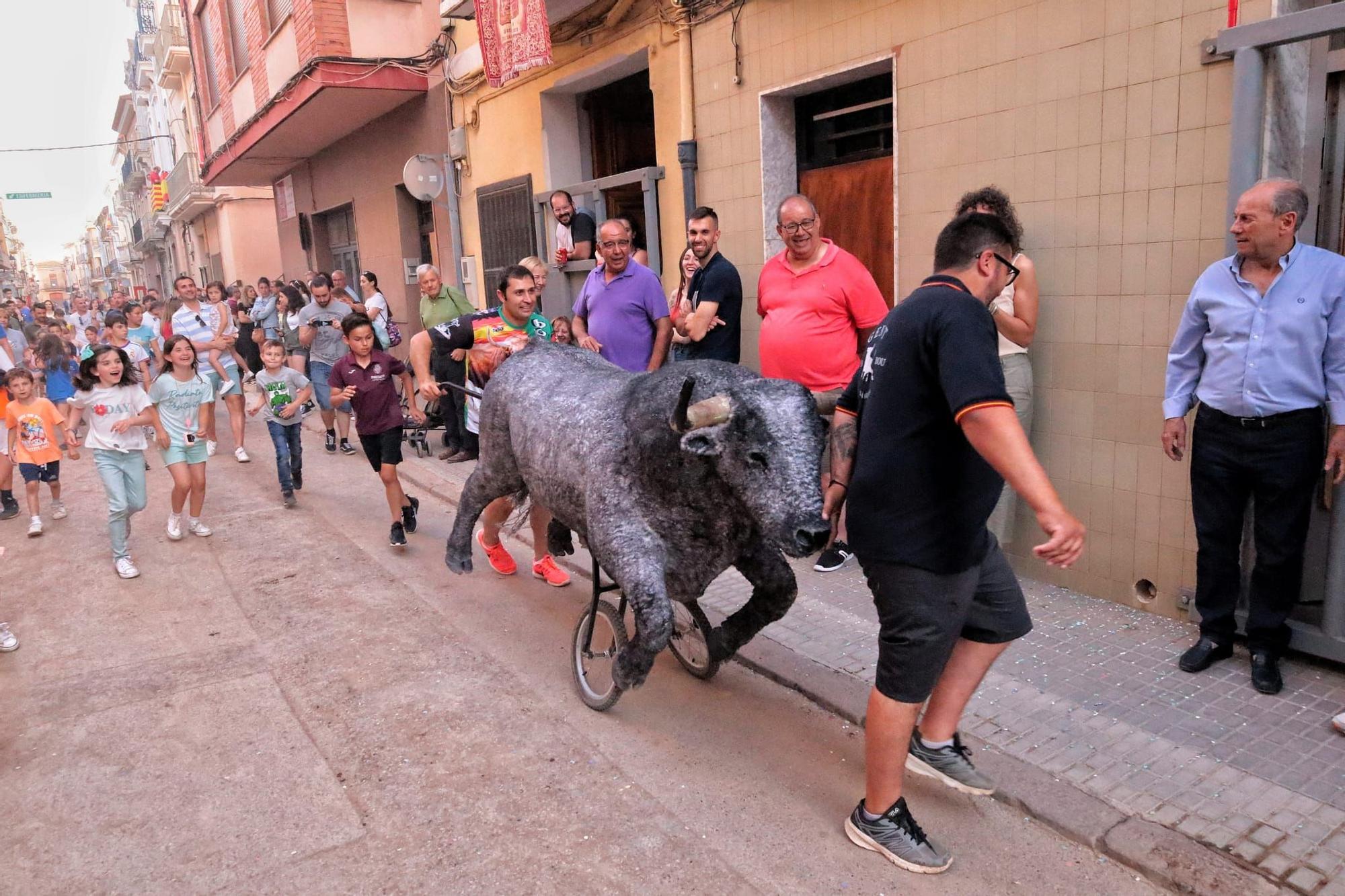 Todas las fotos del último sábado de fiestas de Almassora