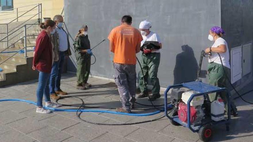 Trabajos que realizan los alumnos del taller en Paiosaco.