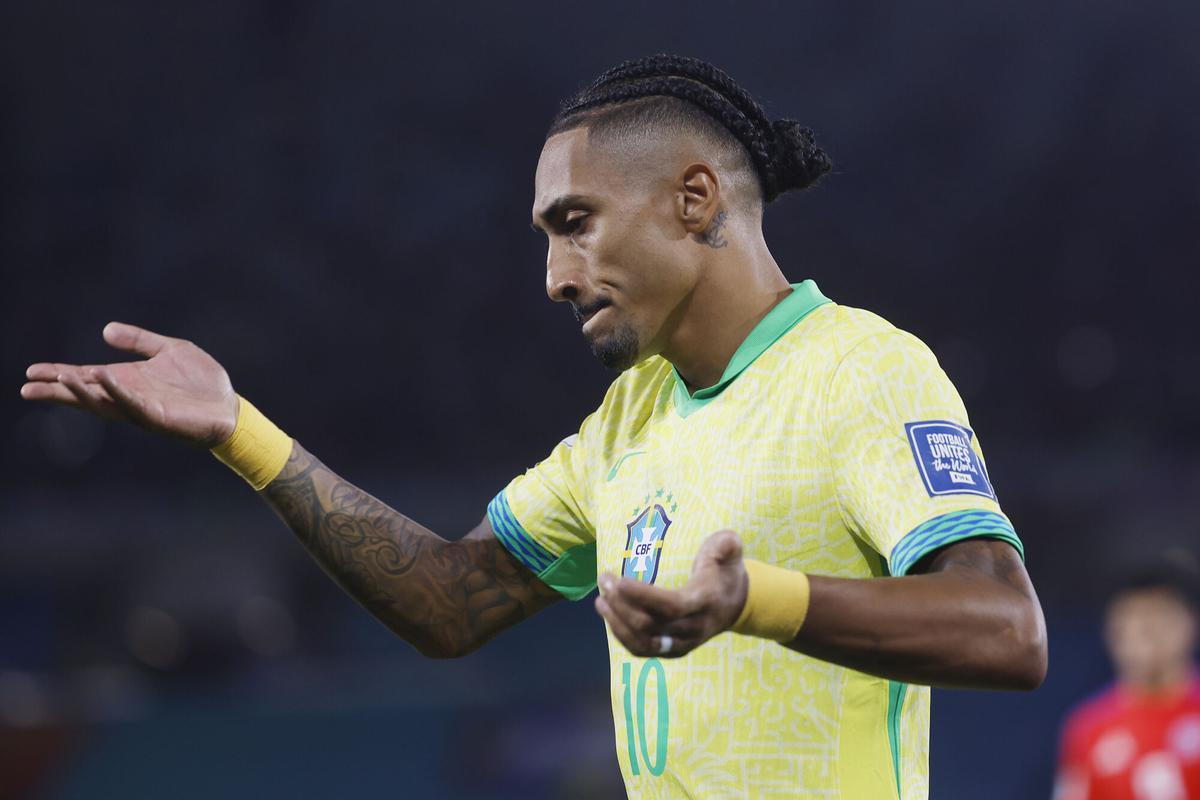 Raphinha se lesionó con la selección brasileña