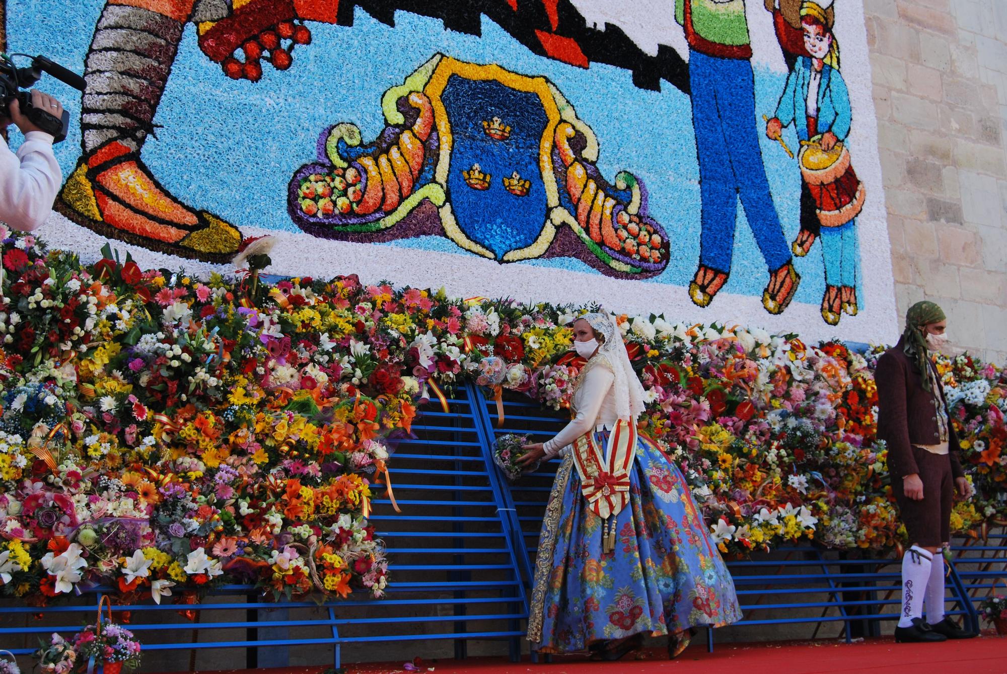 Ofrenda a la patrona de Burriana