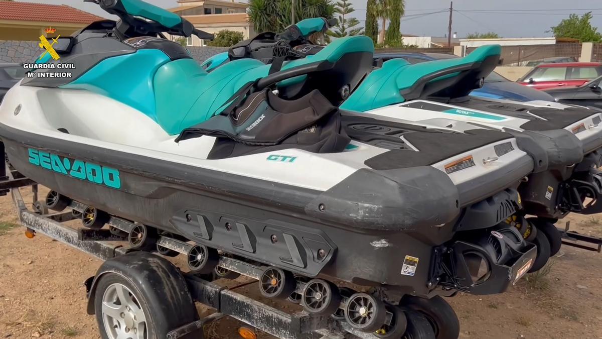 La Guardia Civil ha recuperado varias motos de agua robadas