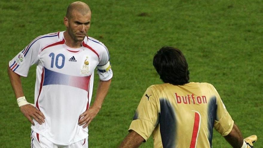 Buffon: &quot;Quizá me despida como Zidane, con un cabezazo&quot;