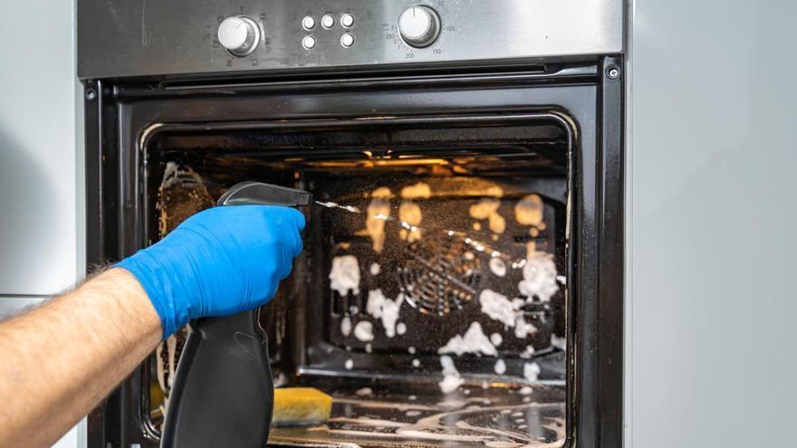 Cómo limpiar el horno por dentro (y a fondo) - Información