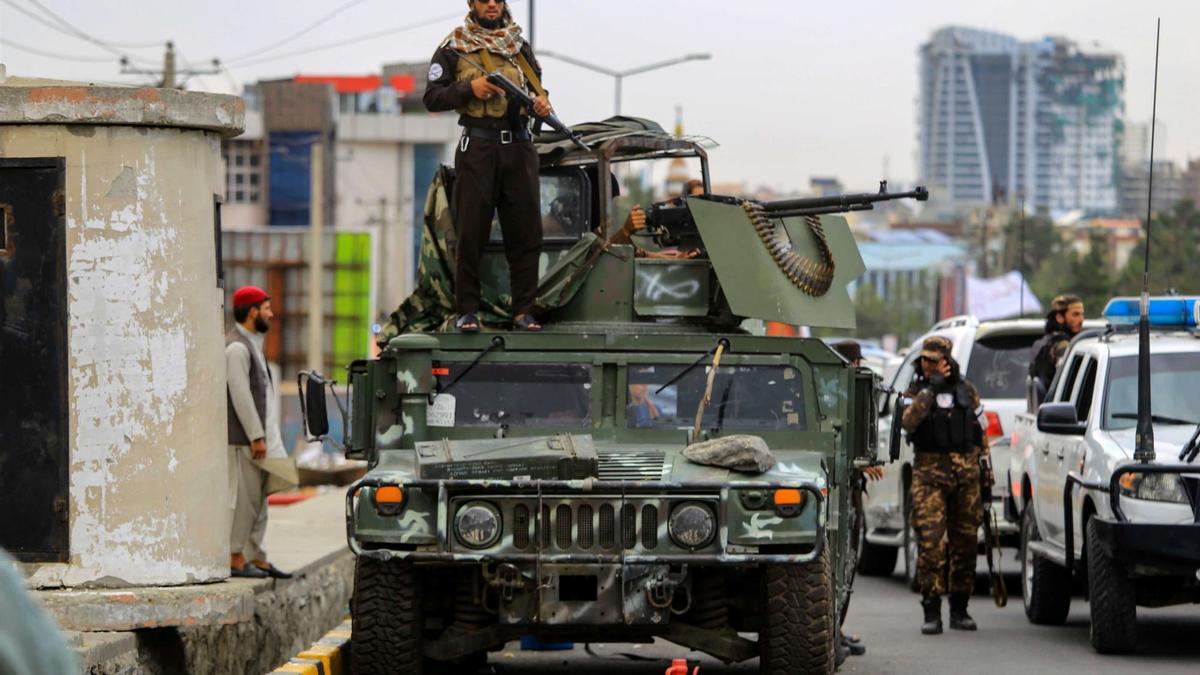 El atentado se produjo hacia el mediodía cerca de una mezquita en Guzarga, en la provincia de Herat.