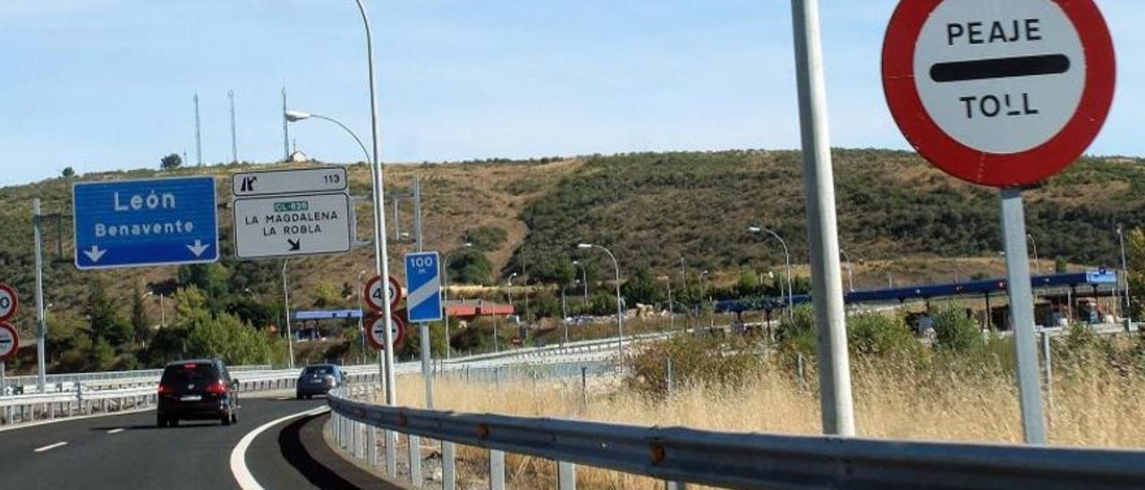 Autopista del Huerna en la zona del peaje.