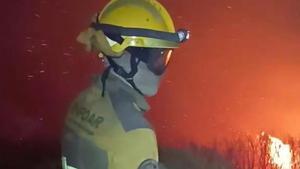 Un bombero forestal de Infoar.