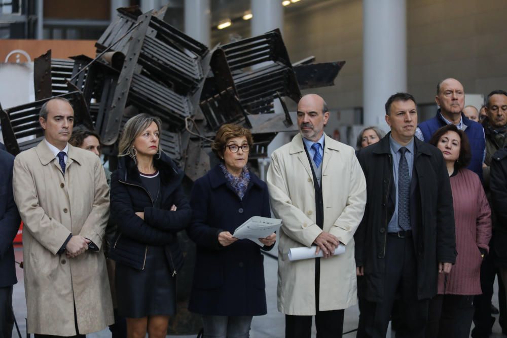 Concentración de jueves y fiscales en València por la jornada de huelga en toda España