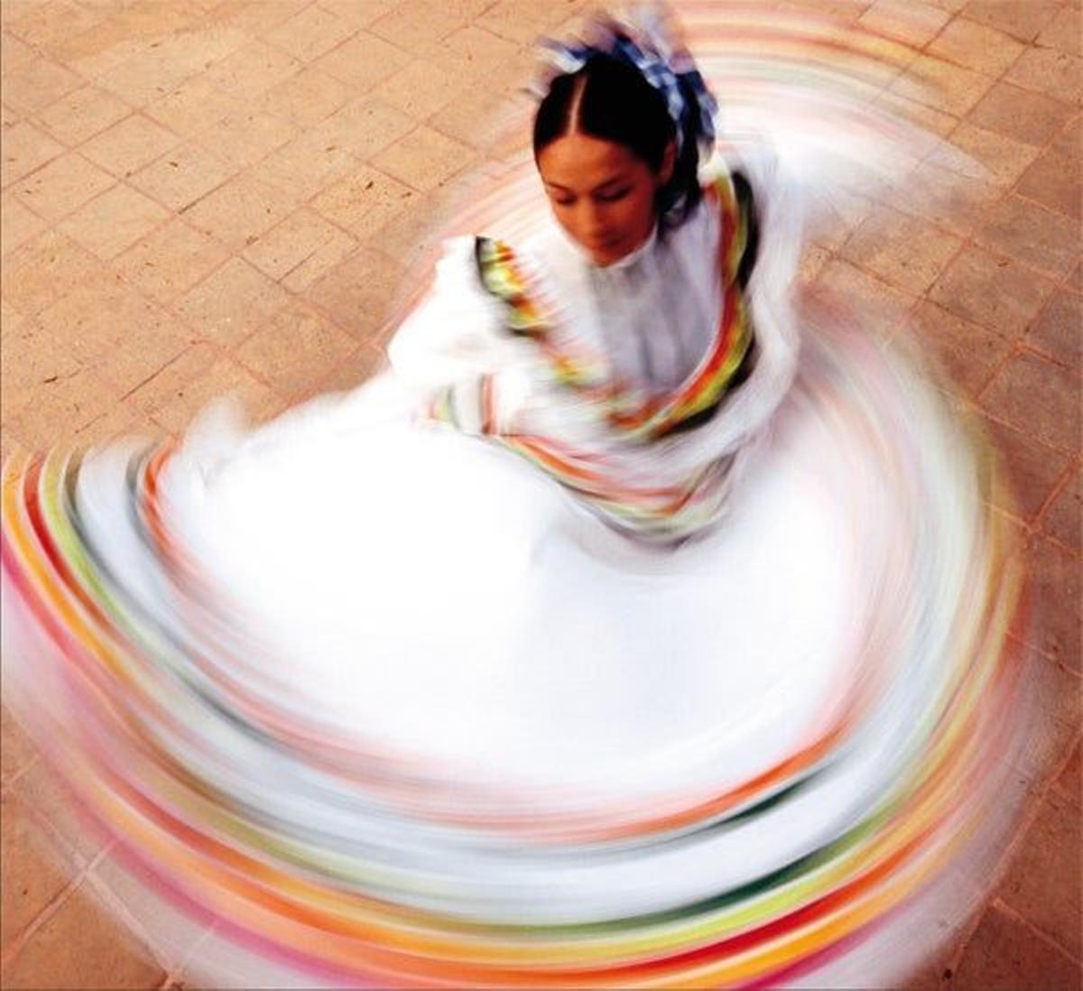 Fiestas
Los mexicanos celebran
numerosas fiestas a lo largo
del año, tanto religiosas co