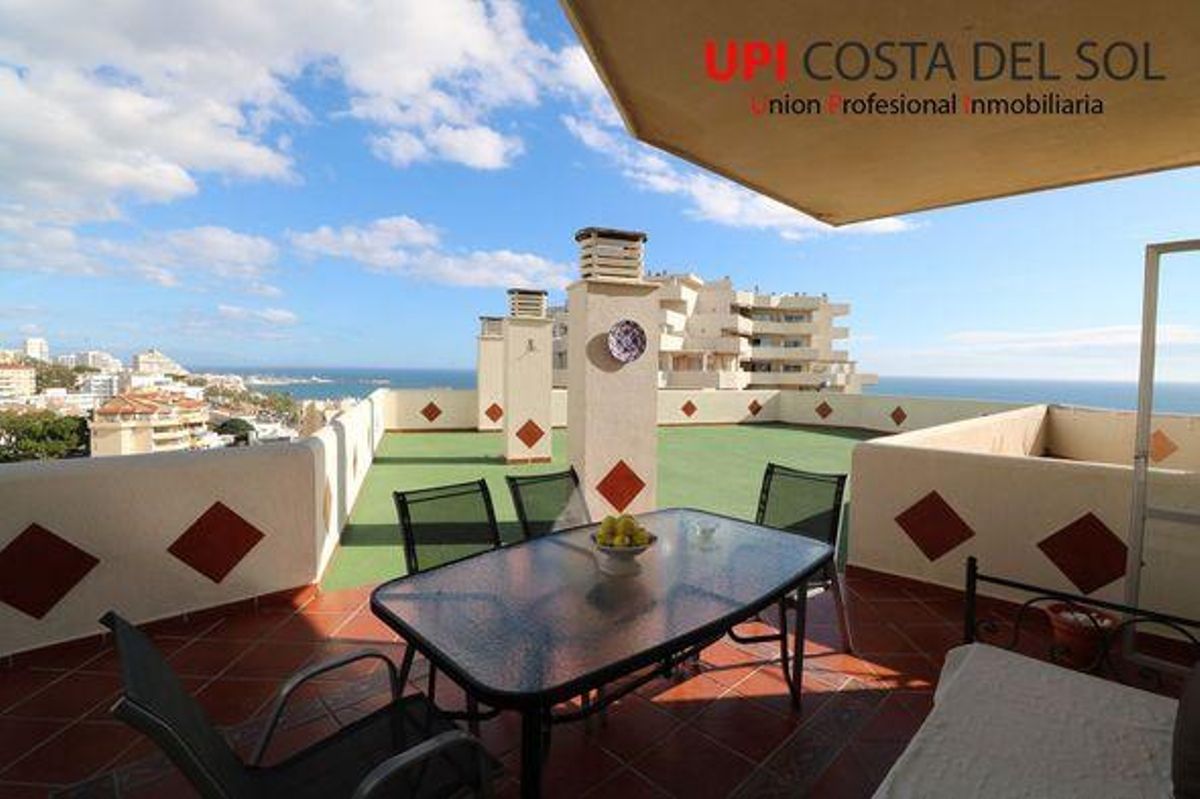 Áticos con piscina junto al mar en venta en Málaga