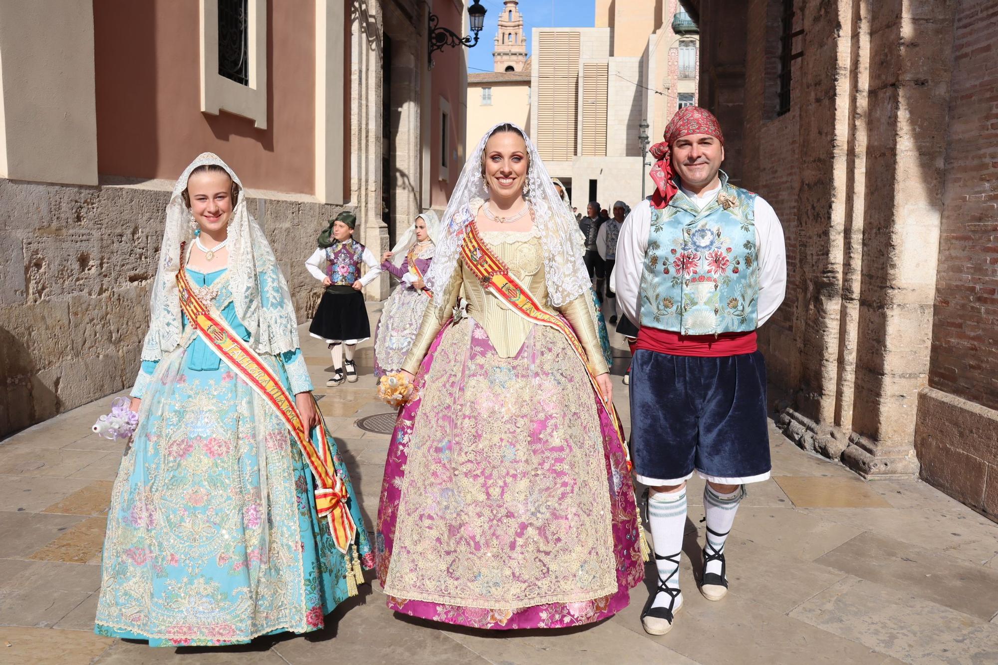 Las comisiones de falla en la Procesión de la Virgen (4/5)