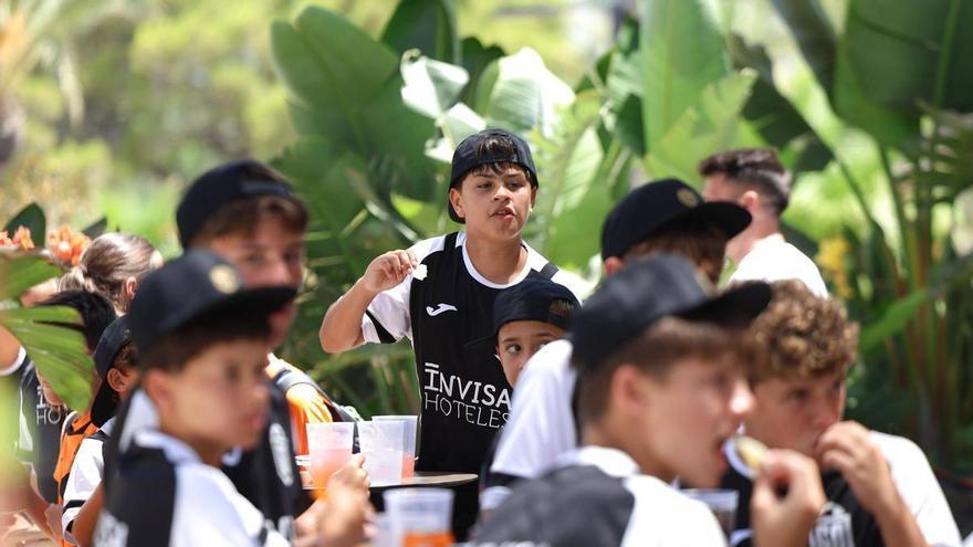 Tarde de diversión, deporte y familia en el evento del campus más 'viral' de Ibiza