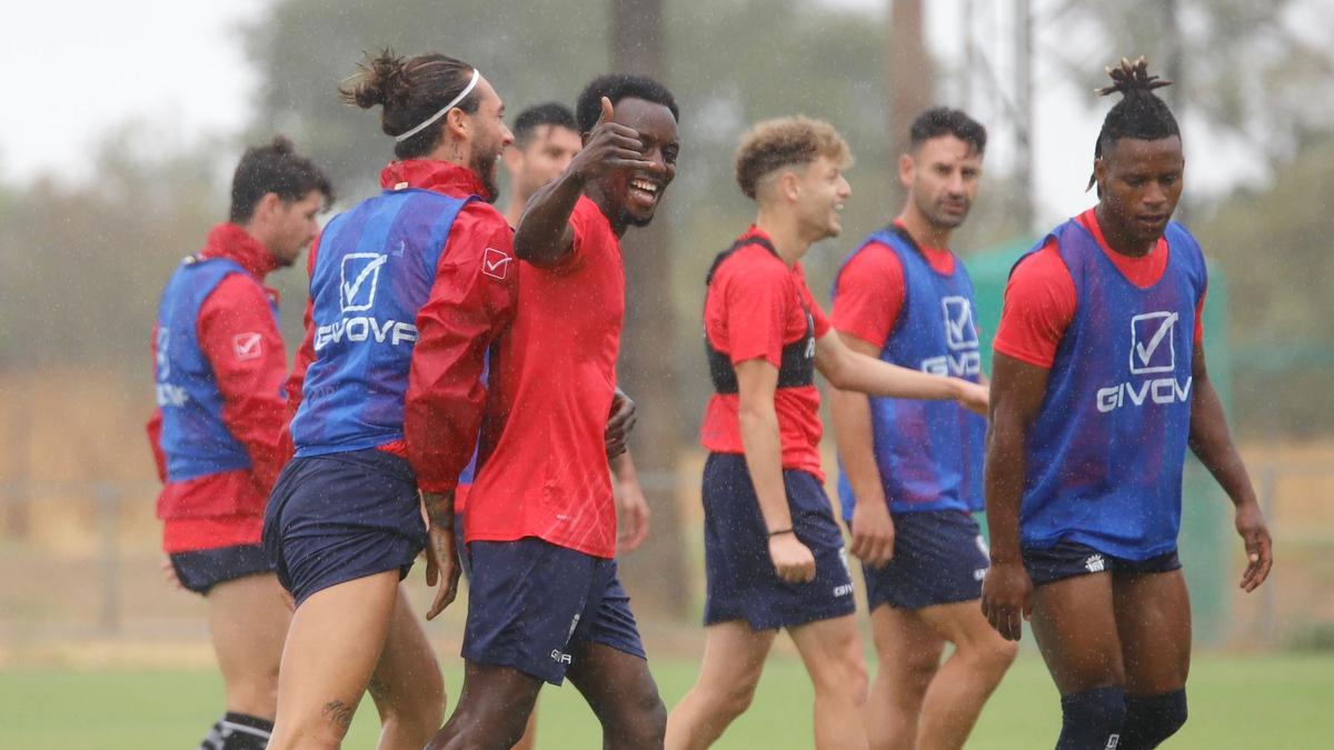 Diarra sonríe en la sesión de entrenamiento de hoy.