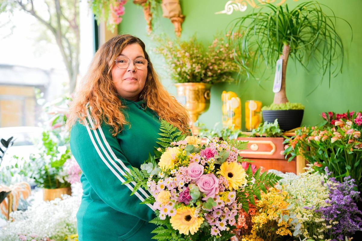 Zoila Martínez regresó a Vigo tras pasar una década en Francia y ahora regenta la floristería La Bohème.