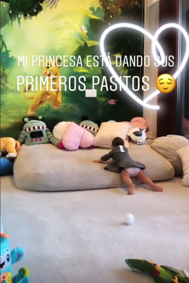 La hija de Cristiano Ronaldo y Georgina Rodríguez da sus primeros pasos