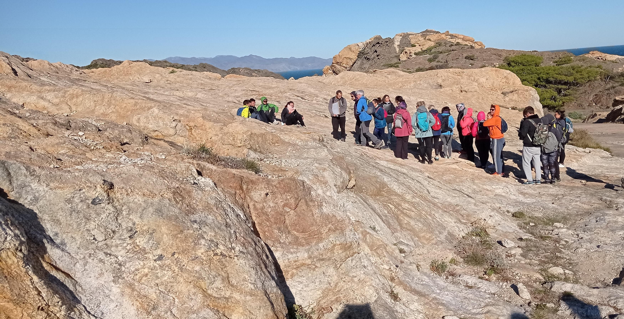 Els docents de l'Alt Empordà adquireixen els coneixements de l'entorn al cap de Creus