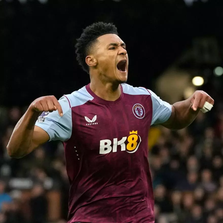 Ollie Watkins (Aston Villa) - Delantero