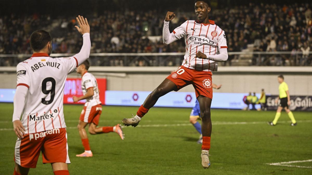Abel Ruiz celebra el gol de su equipo antes de la lesión