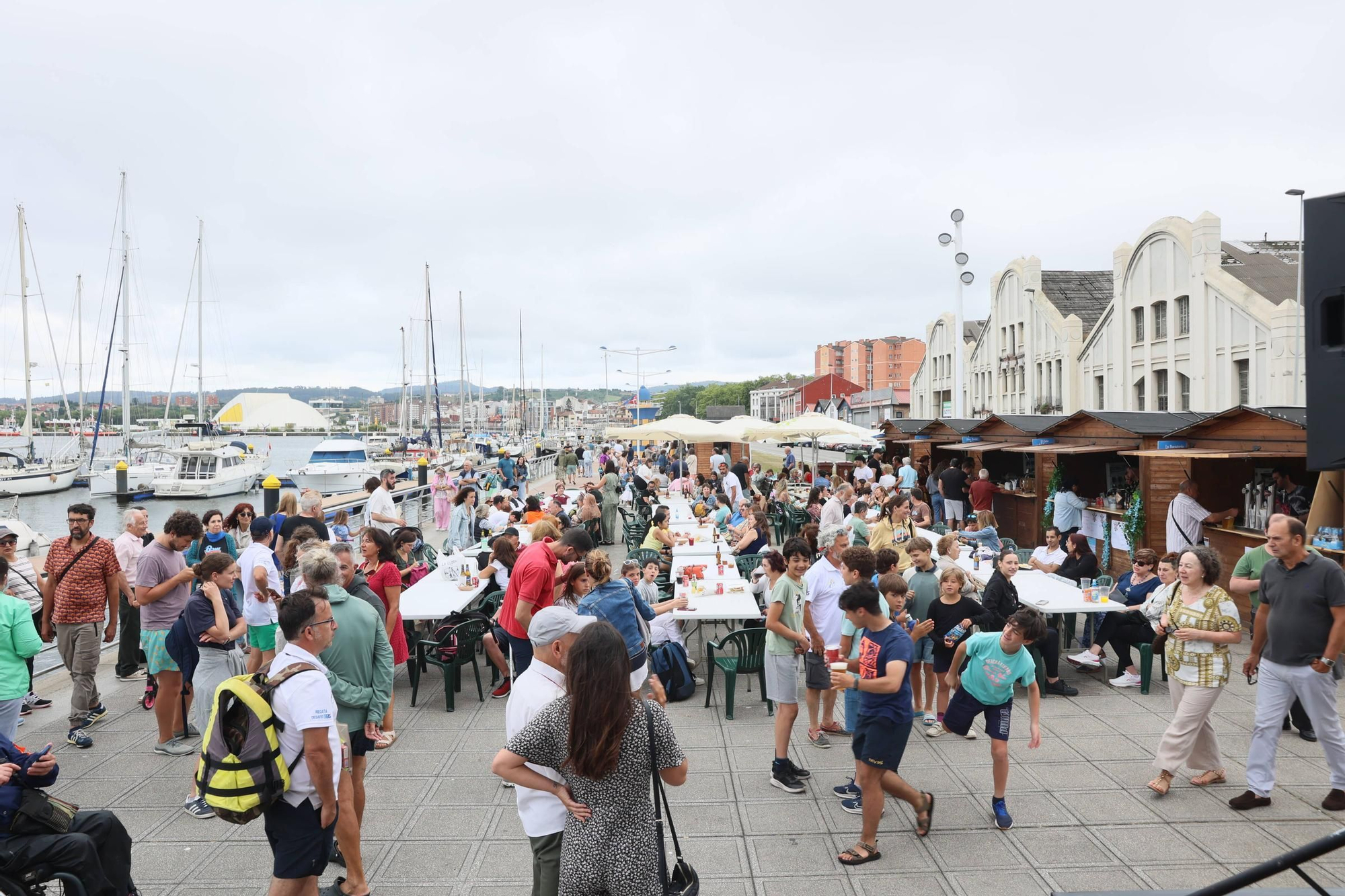 EN IMÁGENES: La despedida de Gastronáutica en Avilés