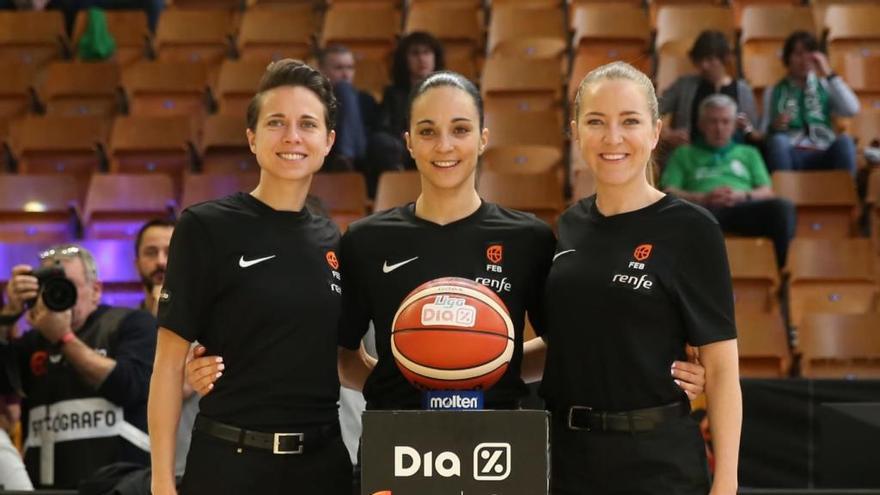 Yasmine Alcaraz, al centre, a la final de la Copa de la Reina.