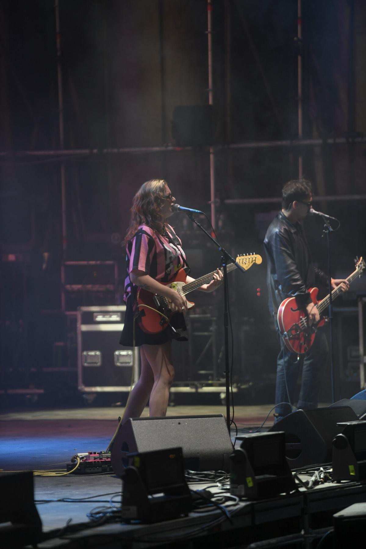 El Festival Noroeste Estrella Galicia estrena los conciertos de la playa con la banda irlandesa de 'garage punk' Sprints, en su primera visita a la ciudad.