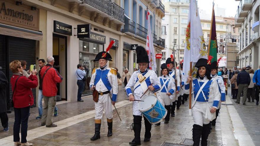 La recreación histórica del Regimiento Málaga se dirige el pasado día 6 al homenaje al marqués del Vado del Maestre.