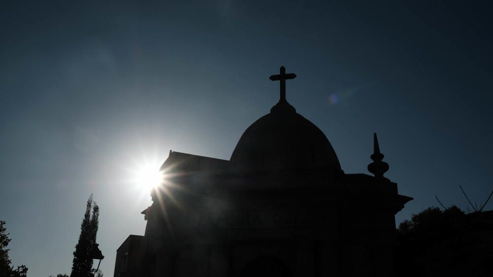 Día de Todos los Santos en el Cementerio Histórico de San Miguel