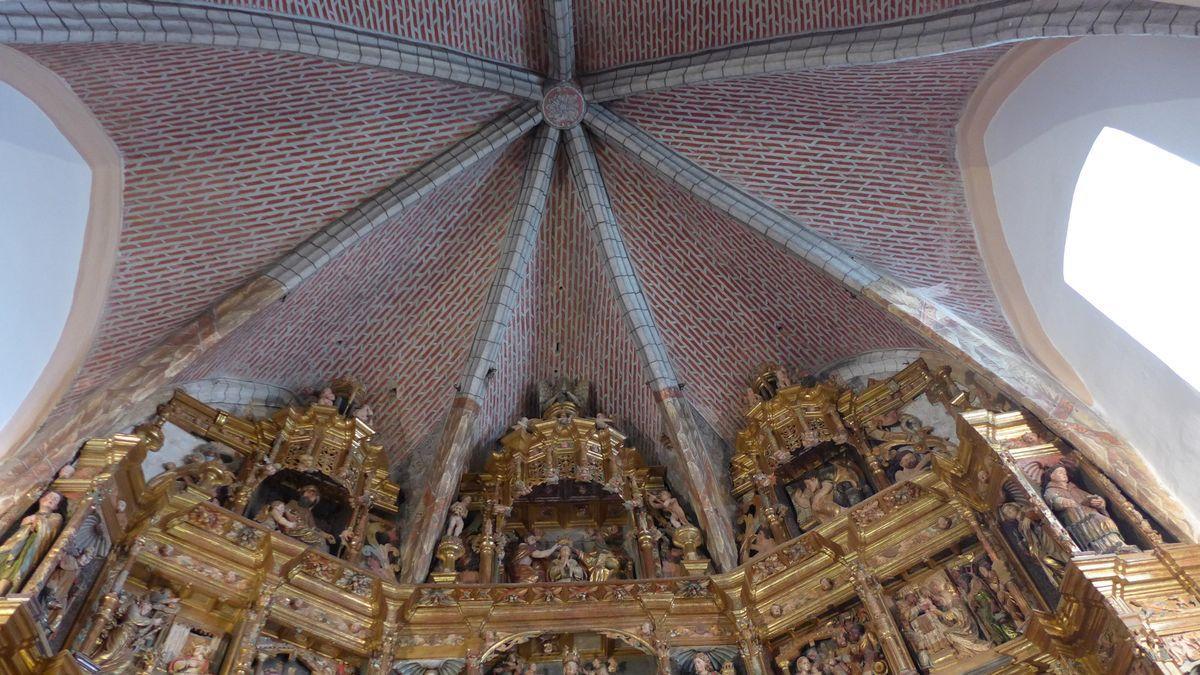 Interior de la iglesia de Santo Tomás