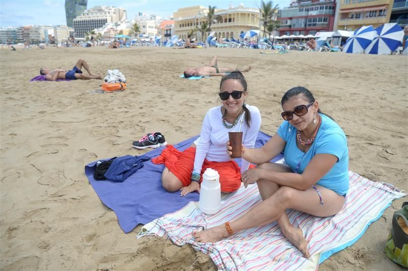 Playa de Las Canteras en Semana Santa