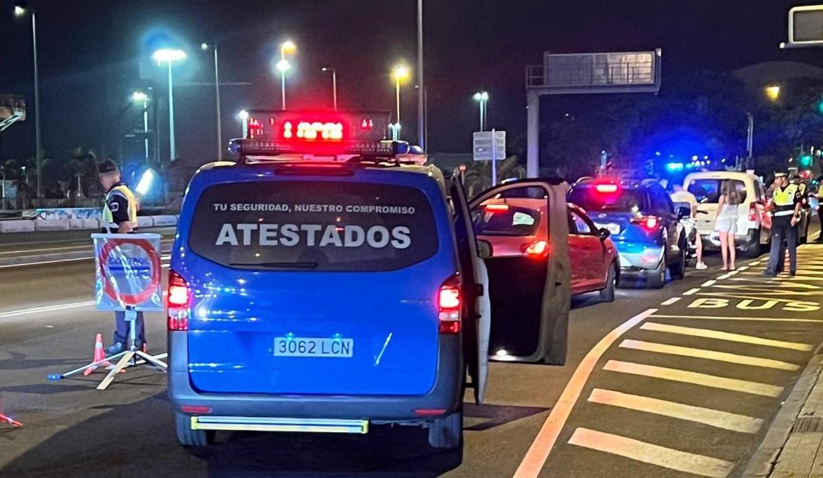 Policía Local de Santa Cruz.