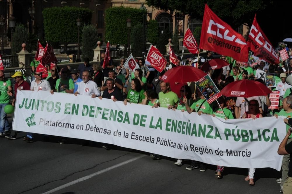 La protesta de educación en Murcia, en imágenes